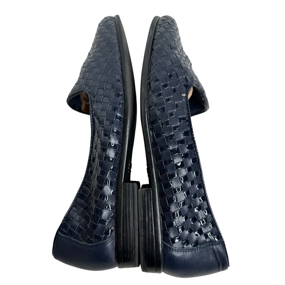 Trotters Navy Woven Patent Leather Loafer Flats Women Size 8.5 Wide Minimalist - Picture 4 of 7